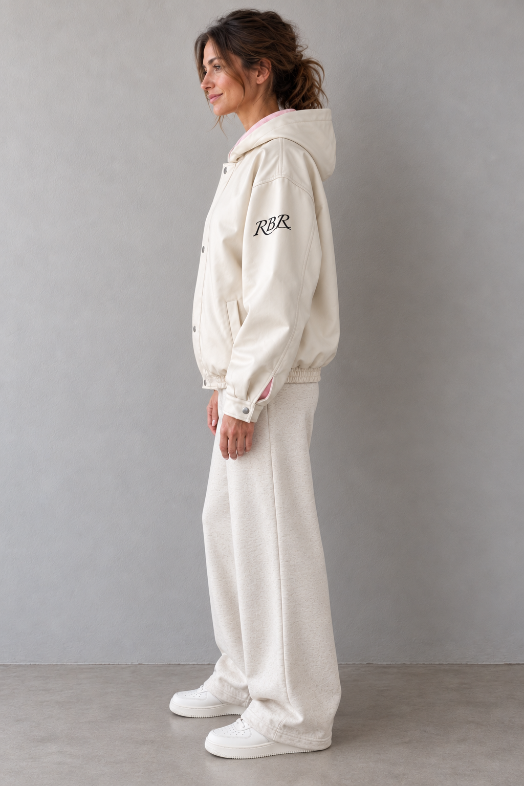 RBR oversize bunda s kapucí – krémová